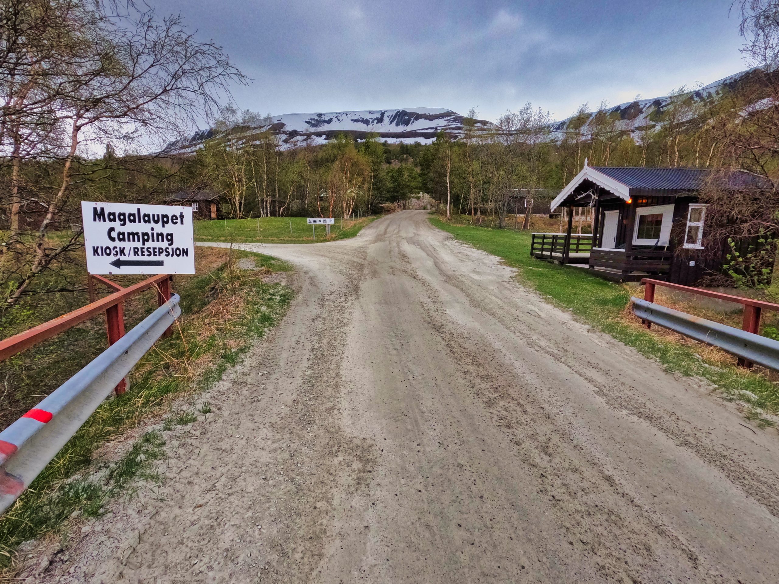 Mehr über den Artikel erfahren Norwegen 2022 Tag 11, Campingplatz Magalaupe